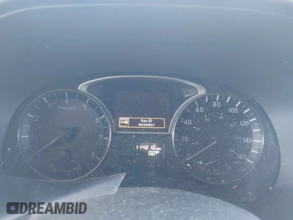 ✅ 2015 Nissan Pathfinder SL • VIN: 5N1AR2MM0FC716810 • Lot: 43780999. Listed on IAAI with 114,210 mi. Free auction sales archive from the USA and detailed vehicle history report at DreamBid. Image 7.