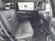 ✅ 2019 Toyota Highlander Hybrid XLE • VIN: 5TDJGRFH4KS054404 • Lot: 42790024. Wystawiony na IAAI z przebiegiem 218 194 mil. Bezpłatny archiwum sprzedaży aukcyjnych z USA i szczegółowy raport historii pojazdu na DreamBid. Zdjęcie 8.