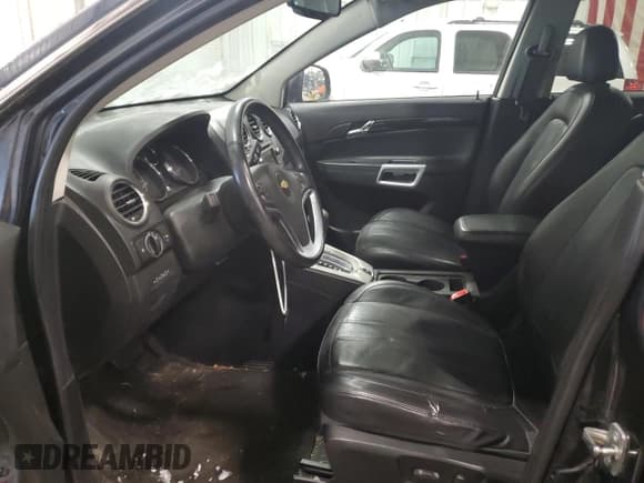 ✅ 2014 Chevrolet Captiva Sport LT • VIN: 3GNAL3EK1ES678044 • Lot: 45868075. Wystawiony na Copart z przebiegiem 153 442 mil. Bezpłatny archiwum sprzedaży aukcyjnych z USA i szczegółowy raport historii pojazdu na DreamBid. Zdjęcie 7.