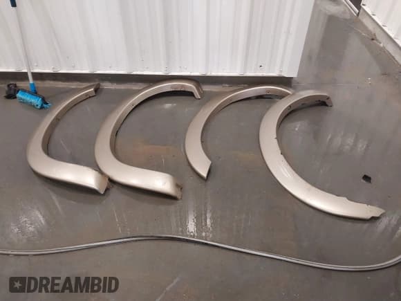 ✅ 2012 Ford F-250 XL • VIN: 1FT7W2B61CEA97355 • Лот: 41579188. Опубликован ранее на IAAI с пробегом 171 597 миль. Бесплатный доступ к архиву аукционных продаж из США и подробный отчёт об истории автомобиля на DreamBid. Изображение 12.