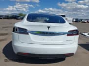 ✅ 2021 Tesla Model S Long Range Plus • VIN: 5YJSA1E22MF416743 • Lot: 43262964. Wystawiony na IAAI z przebiegiem 70 868 mil. Bezpłatny archiwum sprzedaży aukcyjnych z USA i szczegółowy raport historii pojazdu na DreamBid. Zdjęcie 17.