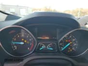 ✅ 2017 Ford Escape Titanium • VIN: 1FMCU0J96HUA02527 • Лот: 92079045. Опубликован ранее на Copart с пробегом 41 858 миль. Бесплатный доступ к архиву аукционных продаж из США и подробный отчёт об истории автомобиля на DreamBid. Изображение 9.