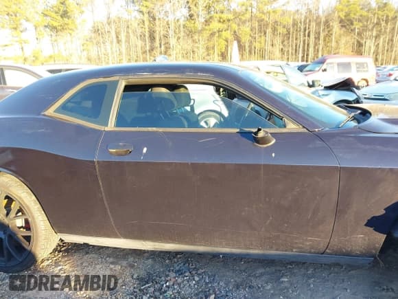 ✅ 2012 Dodge Challenger SXT • VIN: 2C3CDYAG0CH293320 • Lot: 41327797. Wystawiony na IAAI z przebiegiem 150 696 mil. Bezpłatny archiwum sprzedaży aukcyjnych z USA i szczegółowy raport historii pojazdu na DreamBid. Zdjęcie 13.