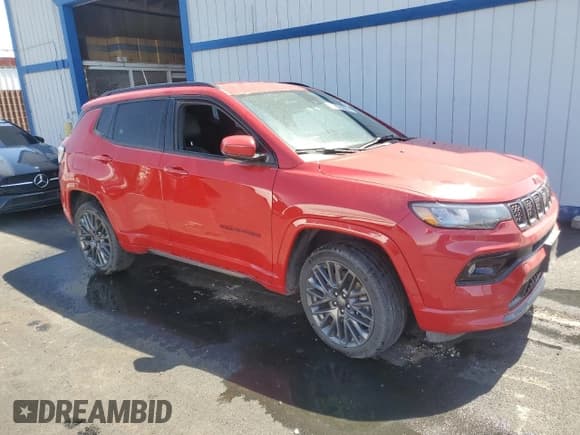 ✅ 2023 Jeep Compass (RED) Edition • VIN: 3C4NJDCN6PT543755 • Lot: 61086195. Listed on Copart with 39,536 mi. Free auction sales archive from the USA and detailed vehicle history report at DreamBid. Image 4.