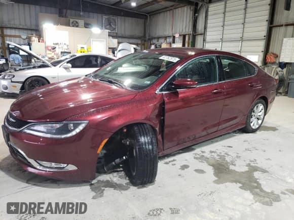 ✅ 2015 Chrysler 200 C • VIN: 1C3CCCCG9FN619842 • Lot: 82762875. Wystawiony na Copart z przebiegiem 71 948 mil. Bezpłatny archiwum sprzedaży aukcyjnych z USA i szczegółowy raport historii pojazdu na DreamBid. Zdjęcie 1.