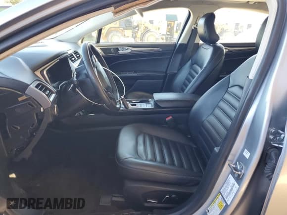 ✅ 2020 Ford Fusion SEL • VIN: 3FA6P0CD4LR137571 • Лот: 87293585. Опубликован ранее на Copart с пробегом 94 167 миль. Бесплатный доступ к архиву аукционных продаж из США и подробный отчёт об истории автомобиля на DreamBid. Изображение 7.