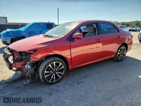 ✅ 2013 Toyota Corolla S • VIN: 2T1BU4EE4DC988565 • Lot: 93413475. Wystawiony na Copart z przebiegiem 199 262 mil. Bezpłatny archiwum sprzedaży aukcyjnych z USA i szczegółowy raport historii pojazdu na DreamBid. Zdjęcie 1.
