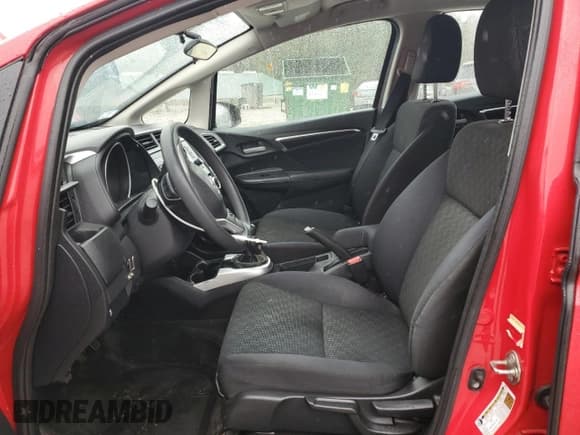 ✅ 2015 Honda Fit LX • VIN: 3HGGK5G59FM780045 • Лот: 86339225. Опубликован ранее на Copart с пробегом 100 832 миль. Бесплатный доступ к архиву аукционных продаж из США и подробный отчёт об истории автомобиля на DreamBid. Изображение 7.