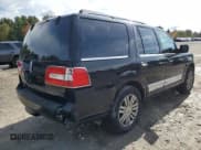 ✅ 2008 Lincoln Navigator • VIN: 5LMFU28558LJ04433 • Lot: 82548915. Wystawiony na Copart z przebiegiem 215 975 mil. Bezpłatny archiwum sprzedaży aukcyjnych z USA i szczegółowy raport historii pojazdu na DreamBid. Zdjęcie 3.