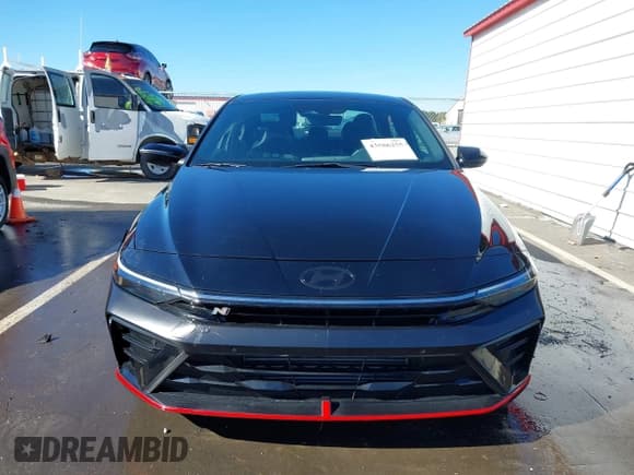 ✅ 2025 Hyundai Elantra • VIN: KMHLW4DK8SU025489 • Lot: 43586255. Listed on IAAI with 4,167 mi. Free auction sales archive from the USA and detailed vehicle history report at DreamBid. Image 13.