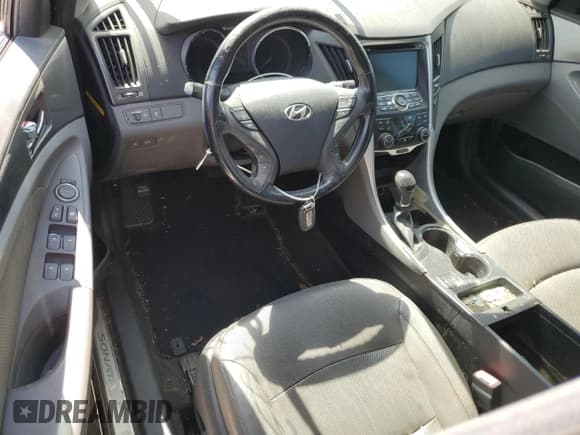 ✅ 2014 Hyundai Sonata • VIN: KMHEC4A45EA109623 • Lot: 75075354. Wystawiony na Copart z przebiegiem Nie podano. Bezpłatny archiwum sprzedaży aukcyjnych z USA i szczegółowy raport historii pojazdu na DreamBid. Zdjęcie 8.