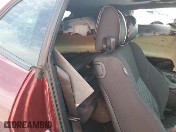 ✅ 2018 Dodge Challenger SXT Plus • VIN: 2C3CDZAG0JH215039 • Lot: 64537753. Wystawiony na Copart z przebiegiem Nie podano. Bezpłatny archiwum sprzedaży aukcyjnych z USA i szczegółowy raport historii pojazdu na DreamBid. Zdjęcie 10.