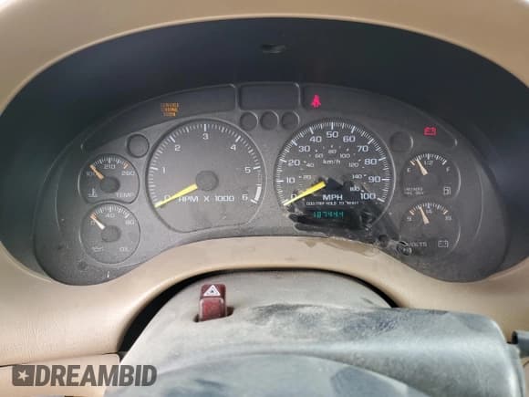 ✅ 1999 Chevrolet Blazer Trailblazer • VIN: 1GNDT13W2X2130625 • Lot: 50596885. Wystawiony na Copart z przebiegiem 187 444 mil. Bezpłatny archiwum sprzedaży aukcyjnych z USA i szczegółowy raport historii pojazdu na DreamBid. Zdjęcie 9.