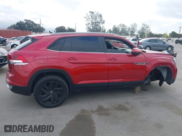 ✅ 2022 Volkswagen Atlas SE • VIN: 1V2KE2CA0NC212184 • Lot: 43432721. Wystawiony na IAAI z przebiegiem 77 297 mil. Bezpłatny archiwum sprzedaży aukcyjnych z USA i szczegółowy raport historii pojazdu na DreamBid. Zdjęcie 14.