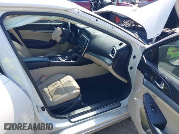 ✅ 2016 Nissan Maxima SR • VIN: 1N4AA6AP3GC439269 • Лот: 43347033. Опубликован ранее на IAAI с пробегом 164 070 миль. Бесплатный доступ к архиву аукционных продаж из США и подробный отчёт об истории автомобиля на DreamBid. Изображение 5.