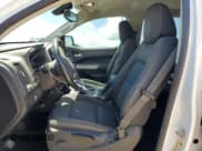 ✅ 2018 Chevrolet Colorado 2WD LT • VIN: 1GCGSCENXJ1172479 • Лот: 61865704. Опубликован ранее на Copart с пробегом 65 159 миль. Бесплатный доступ к архиву аукционных продаж из США и подробный отчёт об истории автомобиля на DreamBid. Изображение 7.