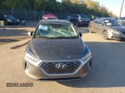 ✅ 2021 Hyundai Ioniq Limited • VIN: KMHC05LC7MU254282 • Lot: 43501749. Wystawiony na IAAI z przebiegiem 99 263 mil. Bezpłatny archiwum sprzedaży aukcyjnych z USA i szczegółowy raport historii pojazdu na DreamBid. Zdjęcie 12.