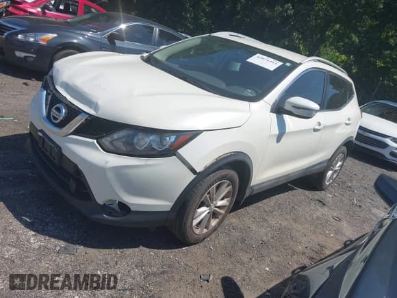 ✅ 2017 Nissan Rogue S • VIN: JN1BJ1CP2HW024042 • Lot: 43071414. Wystawiony na IAAI z przebiegiem 126 482 mil. Bezpłatny archiwum sprzedaży aukcyjnych z USA i szczegółowy raport historii pojazdu na DreamBid. Zdjęcie 2.