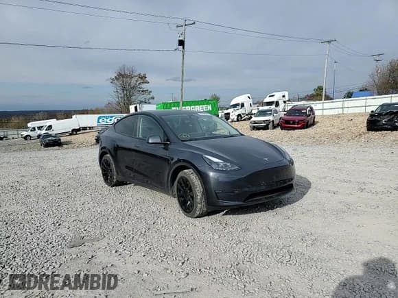 ✅ 2024 Tesla Model Y Long Range • VIN: 7SAYGDEE5RA247698 • Лот: 90239535. Опубликован ранее на Copart с пробегом 38 360 миль. Бесплатный доступ к архиву аукционных продаж из США и подробный отчёт об истории автомобиля на DreamBid. Изображение 14.