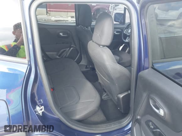 ✅ 2019 Jeep Renegade Latitude • VIN: ZACNJABB9KPK87212 • Lot: 43584654. Listed on IAAI with 67,246 mi. Free auction sales archive from the USA and detailed vehicle history report at DreamBid. Image 8.