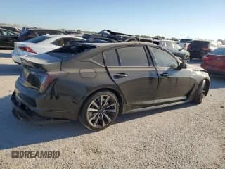 ✅ 2023 Cadillac CT5-V Blackwing • VIN: 1G6DY5R62P0810418 • Lot: 73559974. Wystawiony na Copart z przebiegiem Nie podano. Bezpłatny archiwum sprzedaży aukcyjnych z USA i szczegółowy raport historii pojazdu na DreamBid. Zdjęcie 3.