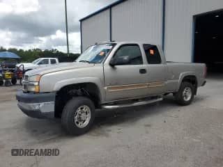 2003 Chevrolet Silverado 2500HD LT with VIN 1GCHK29U33E172710, listed as a Copart auction lot 68192935 with Not provided miles and Salvage title. Bid and sale history available at DreamBid. Image 1.