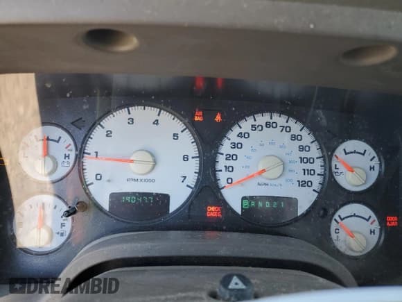 ✅ 2003 Dodge 1500 ST • VIN: 1D7HU16D53J664449 • Лот: 46534795. Опубликован ранее на Copart с пробегом 190 477 миль. Бесплатный доступ к архиву аукционных продаж из США и подробный отчёт об истории автомобиля на DreamBid. Изображение 9.