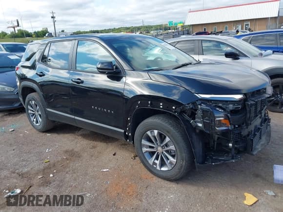 ✅ 2025 Chevrolet Equinox FWD LT • VIN: 3GNAXHEG6SL318674 • Lot: 43090628. Wystawiony na IAAI z przebiegiem 4 892 mil. Bezpłatny archiwum sprzedaży aukcyjnych z USA i szczegółowy raport historii pojazdu na DreamBid. Zdjęcie 1.