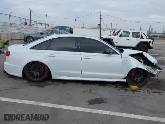 ✅ 2016 Audi A6 Prestige • VIN: WAUHGAFCXGN104723 • Lot: 43681608. Listed on IAAI with 47,915 mi. Free auction sales archive from the USA and detailed vehicle history report at DreamBid. Image 14.