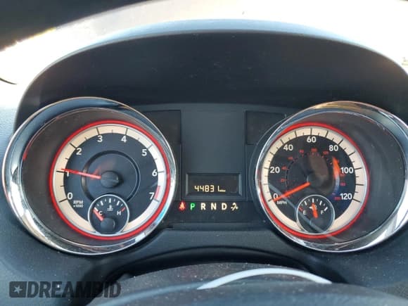 ✅ 2016 Dodge Grand Caravan SE • VIN: 2C4RDGBG3GR134533 • Lot: 89679615. Wystawiony na Copart z przebiegiem 44 831 mil. Bezpłatny archiwum sprzedaży aukcyjnych z USA i szczegółowy raport historii pojazdu na DreamBid. Zdjęcie 9.