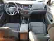 2016 Hyundai Tucson SE z VIN KM8J3CA45GU203088, wystawiony jako Copart lot #80437105 z przebiegiem 120 941 mil mil oraz Szkoda całkowita • Salvage title. Historia ofert i sprzedaży dostępna na DreamBid. Obrazek 8.