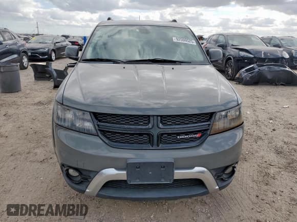 ✅ 2019 Dodge Journey Crossroad • VIN: 3C4PDCGG8KT820436 • Lot: 92599525. Listed on Copart with 173,637 mi. Free auction sales archive from the USA and detailed vehicle history report at DreamBid. Image 5.