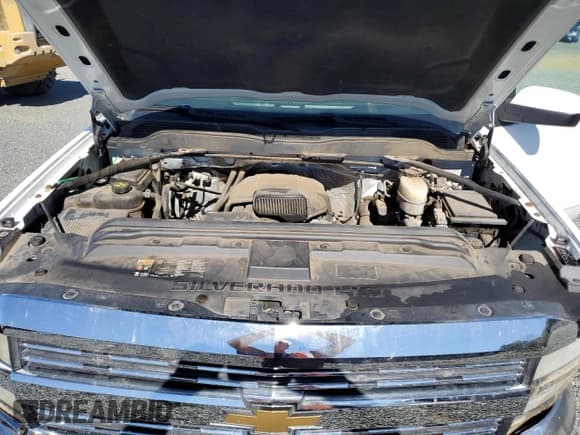 ✅ 2015 Chevrolet Silverado 2500HD LT • VIN: 1GC1CVEG0FF570391 • Lot: 82513765. Wystawiony na Copart z przebiegiem 145 314 mil. Bezpłatny archiwum sprzedaży aukcyjnych z USA i szczegółowy raport historii pojazdu na DreamBid. Zdjęcie 11.