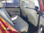 ✅ 2021 Kia Sportage LX • VIN: KNDPMCAC7M7849679 • Lot: 43366905. Wystawiony na IAAI z przebiegiem 36 026 mil. Bezpłatny archiwum sprzedaży aukcyjnych z USA i szczegółowy raport historii pojazdu na DreamBid. Zdjęcie 8.