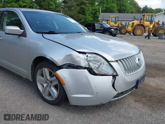 ✅ 2011 Mercury Milan • VIN: 3MEHM0HA5BR602401 • Лот: 42287369. Опубликован ранее на IAAI с пробегом 100 139 миль. Бесплатный доступ к архиву аукционных продаж из США и подробный отчёт об истории автомобиля на DreamBid. Изображение 6.