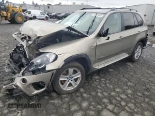 ✅ 2011 BMW X5 35d • VIN: 5UXZW0C55BL657101 • Lot: 92742685. Listed on Copart with 85,274 mi. Free auction sales archive from the USA and detailed vehicle history report at DreamBid. Image 1.