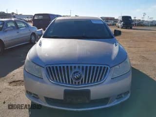 ✅ 2010 Buick LaCrosse CXL • VIN: 1G4GC5EG2AF124385 • Lot: 43586025. Wystawiony na IAAI z przebiegiem Nie podano. Bezpłatny archiwum sprzedaży aukcyjnych z USA i szczegółowy raport historii pojazdu na DreamBid. Zdjęcie 6.