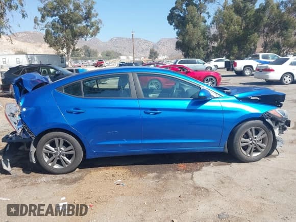 ✅ 2017 Hyundai Elantra Limited • VIN: 5NPD84LF0HH186218 • Lot: 43377658. Listed on IAAI with 103,657 mi. Free auction sales archive from the USA and detailed vehicle history report at DreamBid. Image 13.