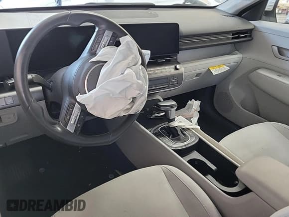 ✅ 2024 Hyundai Kona SEL • VIN: KM8HB3AB1RU112094 • Лот: 43678188. Опубликован ранее на IAAI с пробегом 57 747 миль. Бесплатный доступ к архиву аукционных продаж из США и подробный отчёт об истории автомобиля на DreamBid. Изображение 4.