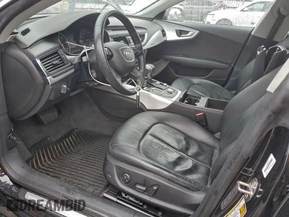 ✅ 2012 Audi A7 Premium Plus • VIN: WAUYGAFC9CN036182 • Лот: 92207135. Опубликован ранее на Copart с пробегом 83 821 миль. Бесплатный доступ к архиву аукционных продаж из США и подробный отчёт об истории автомобиля на DreamBid. Изображение 7.