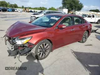 2016 Nissan Altima SL with VIN 1N4AL3AP4GC119502, listed as a Copart auction lot 84458095 with 111,143 mi miles and Salvage title. Bid and sale history available at DreamBid. Image 1.