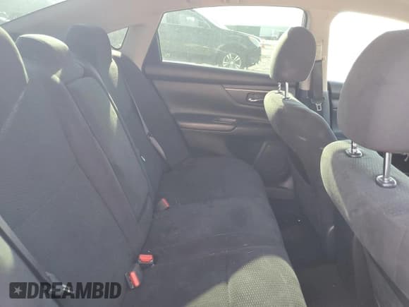 ✅ 2015 Nissan Altima 2.5 • VIN: 1N4AL3AP1FC459799 • Лот: 81291975. Опубликован ранее на Copart с пробегом 130 735 миль. Бесплатный доступ к архиву аукционных продаж из США и подробный отчёт об истории автомобиля на DreamBid. Изображение 10.