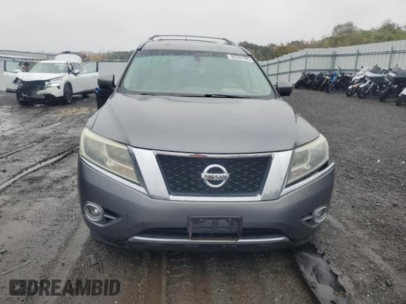 ✅ 2015 Nissan Pathfinder SV • VIN: 5N1AR2MM5FC653137 • Lot: 82357495. Listed on Copart with 177,869 mi. Free auction sales archive from the USA and detailed vehicle history report at DreamBid. Image 5.