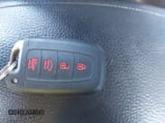 ✅ 2012 Hyundai Veloster w/Gray Int • VIN: KMHTC6AD3CU072411 • Lot: 41343950. Wystawiony na IAAI z przebiegiem 167 919 mil. Bezpłatny archiwum sprzedaży aukcyjnych z USA i szczegółowy raport historii pojazdu na DreamBid. Zdjęcie 11.