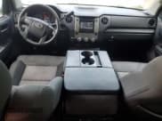 ✅ 2015 Toyota Tundra SR • VIN: 5TFUM5F17FX060389 • Lot: 60153445. Wystawiony na Copart z przebiegiem 171 301 mil. Bezpłatny archiwum sprzedaży aukcyjnych z USA i szczegółowy raport historii pojazdu na DreamBid. Zdjęcie 8.