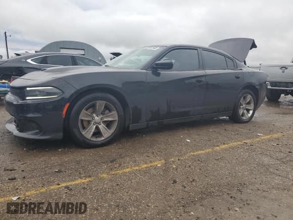 ✅ 2017 Dodge Charger SXT • VIN: 2C3CDXHG6HH551458 • Lot: 68157545. Wystawiony na Copart z przebiegiem 117 877 mil. Bezpłatny archiwum sprzedaży aukcyjnych z USA i szczegółowy raport historii pojazdu na DreamBid. Zdjęcie 1.
