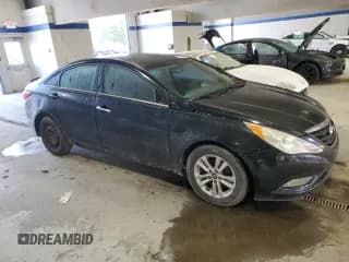 ✅ 2013 Hyundai Sonata GLS • VIN: 5NPEB4AC7DH607697 • Lot: 81930795. Listed on Copart with 208,035 mi. Free auction sales archive from the USA and detailed vehicle history report at DreamBid. Image 4.