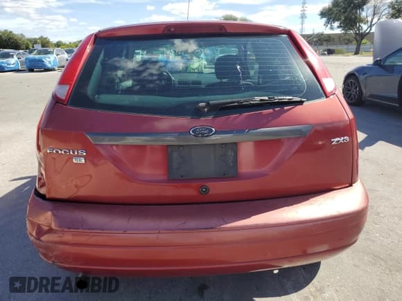 ✅ 2005 Ford Focus S • VIN: 3FAFP31N85R106081 • Lot: 89894245. Listed on Copart with 213,607 mi. Free auction sales archive from the USA and detailed vehicle history report at DreamBid. Image 6.