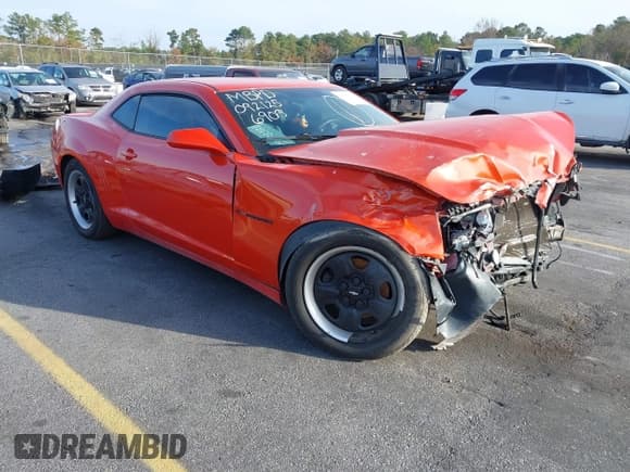 ✅ 2012 Chevrolet Camaro 2LS • VIN: 2G1FA1E38C9146908 • Lot: 43804182. Wystawiony na IAAI z przebiegiem 132 429 mil. Bezpłatny archiwum sprzedaży aukcyjnych z USA i szczegółowy raport historii pojazdu na DreamBid. Zdjęcie 1.