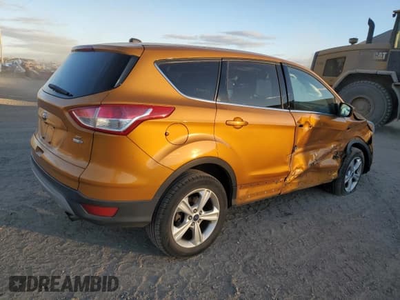 ✅ 2016 Ford Escape SE • VIN: 1FMCU9GXXGUA51836 • Lot: 93308465. Wystawiony na Copart z przebiegiem 104 873 mil. Bezpłatny archiwum sprzedaży aukcyjnych z USA i szczegółowy raport historii pojazdu na DreamBid. Zdjęcie 3.
